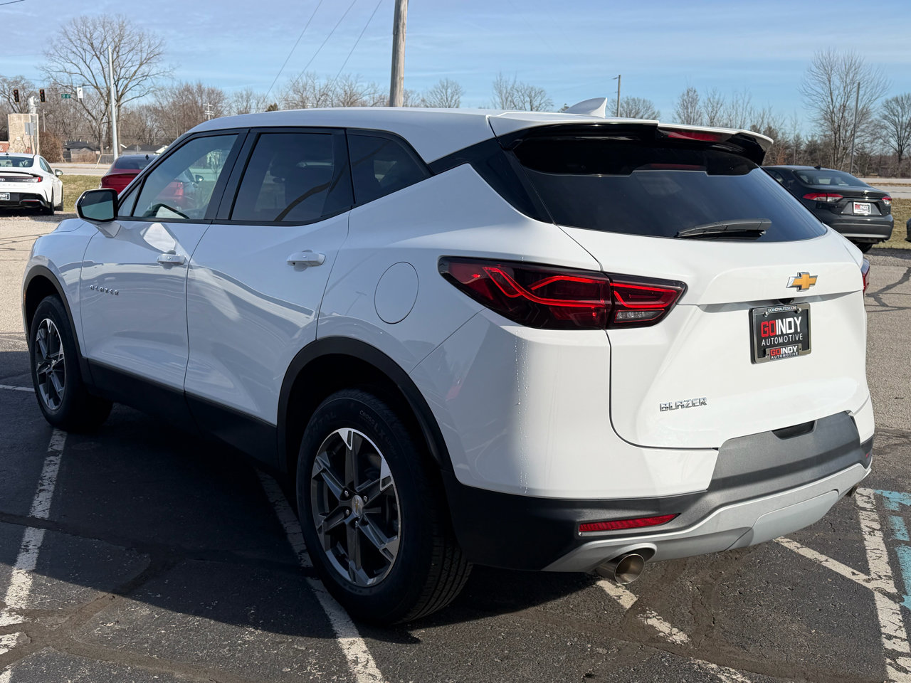 Used 2025 Chevrolet Blazer LT image 3