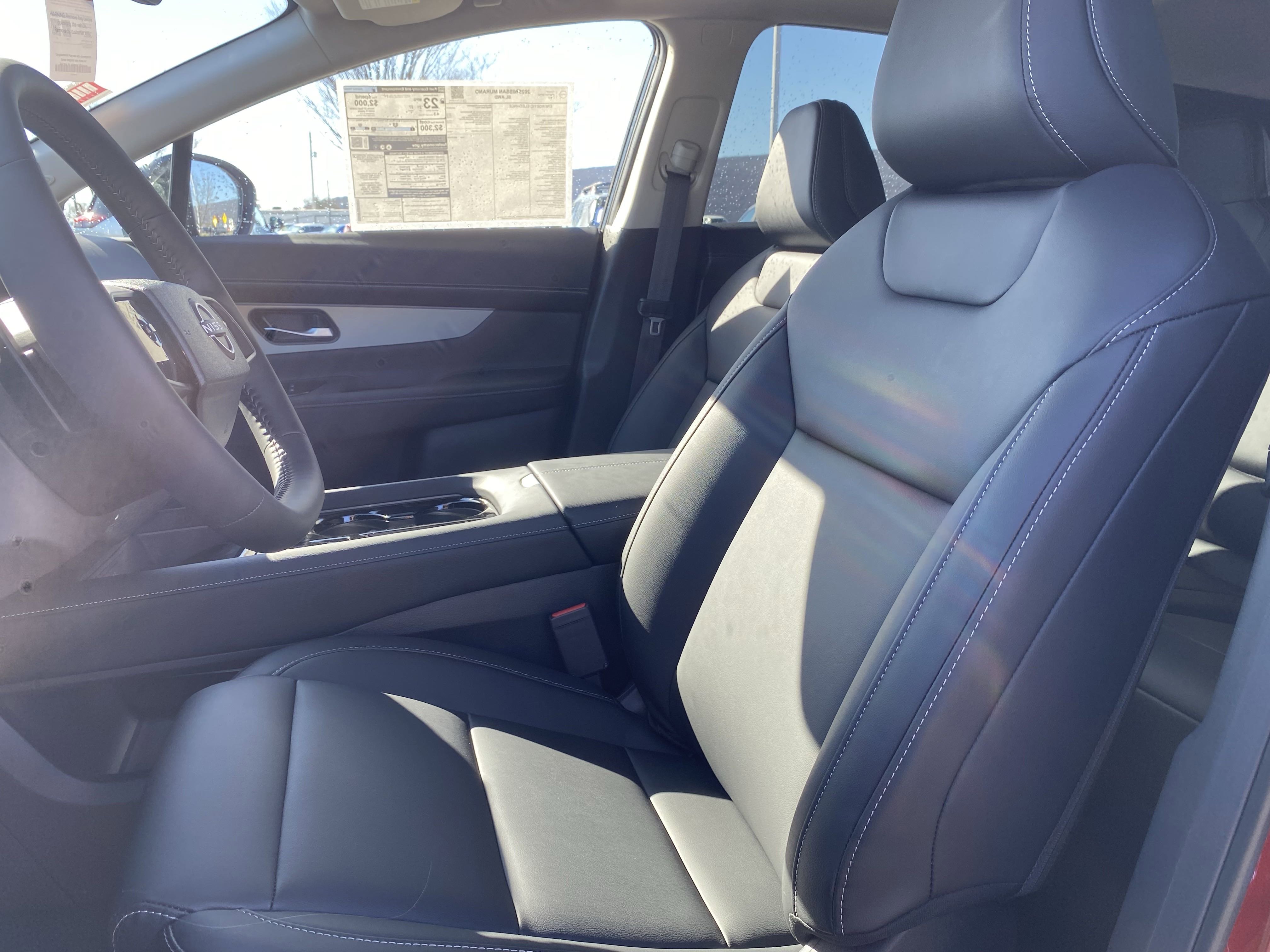 New 2025 Nissan Murano SL image 12