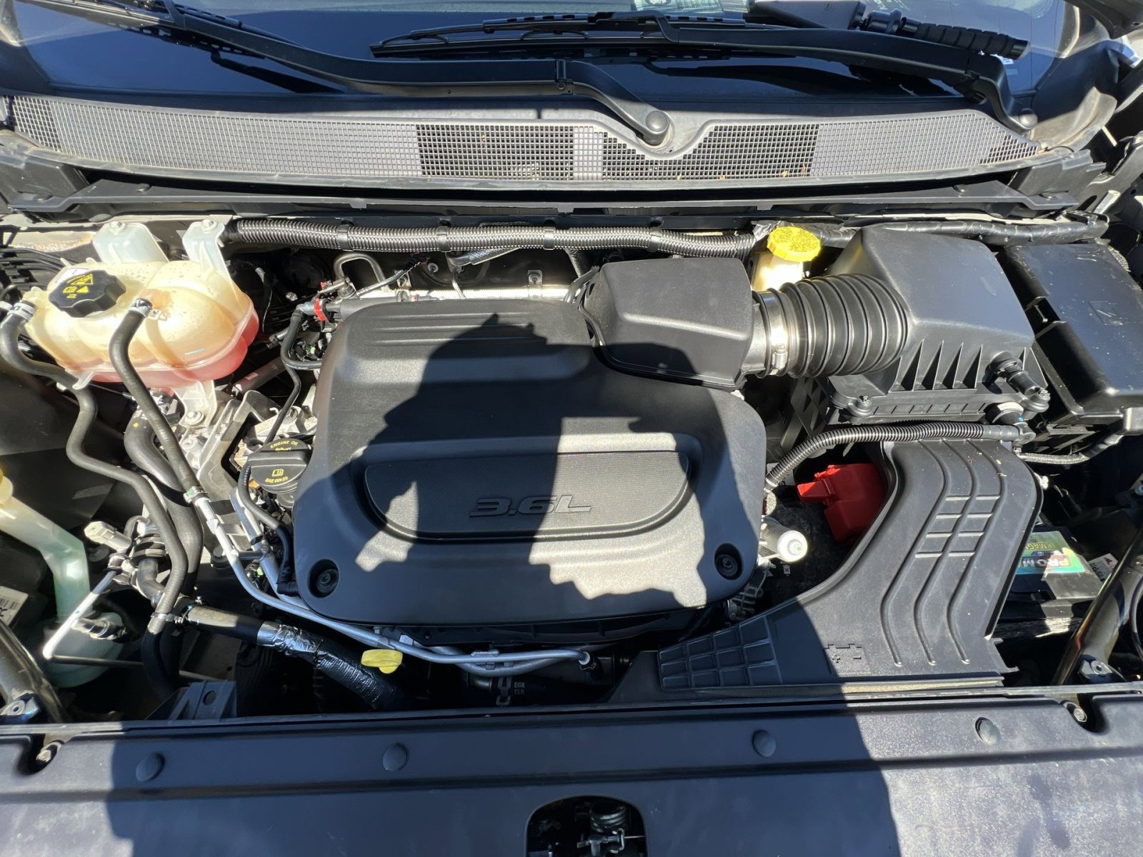 Used 2022 Chrysler Pacifica Limited image 29