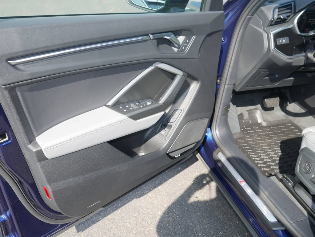 Certified 2023 Audi Q3 2.0T Premium Plus w/ Premium Plus Package AWD/4WD image 4