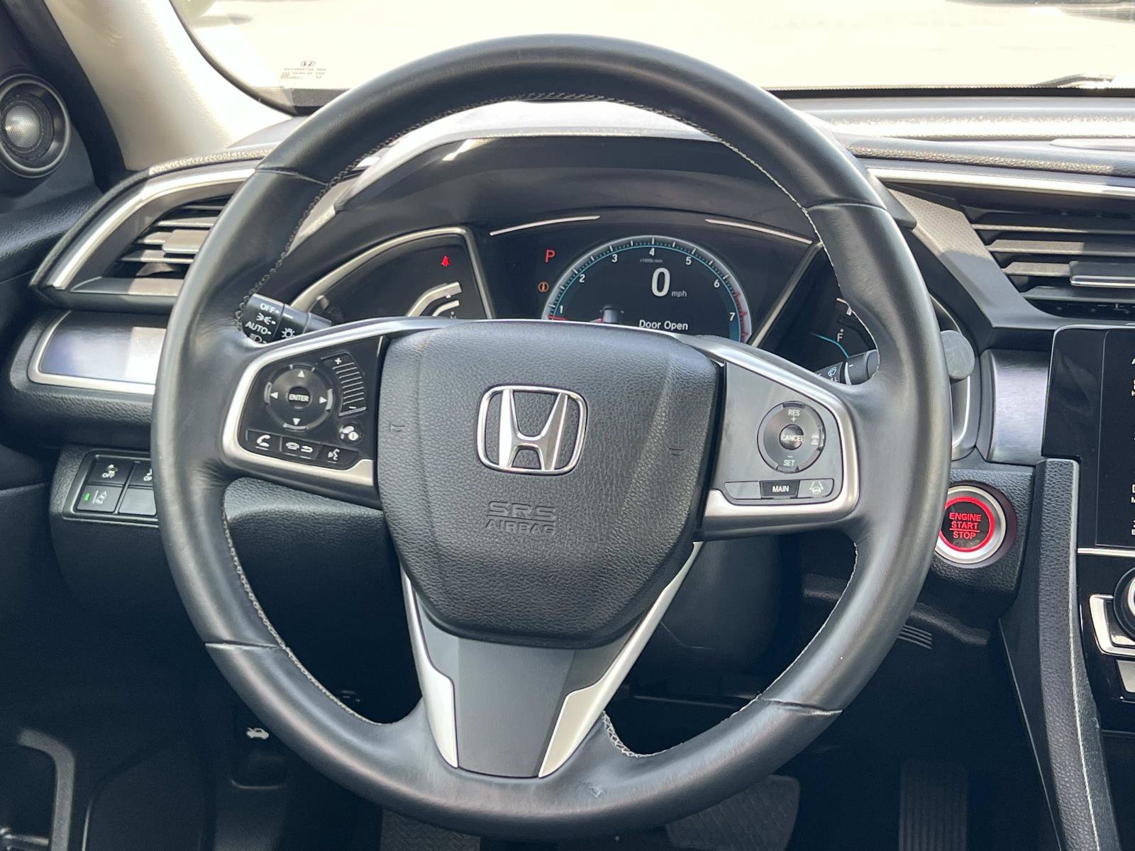 Used 2018 Honda Civic Touring image 8