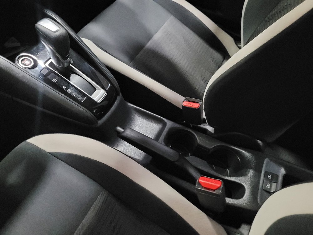 Used 2021 Nissan Versa SV FWD image 26