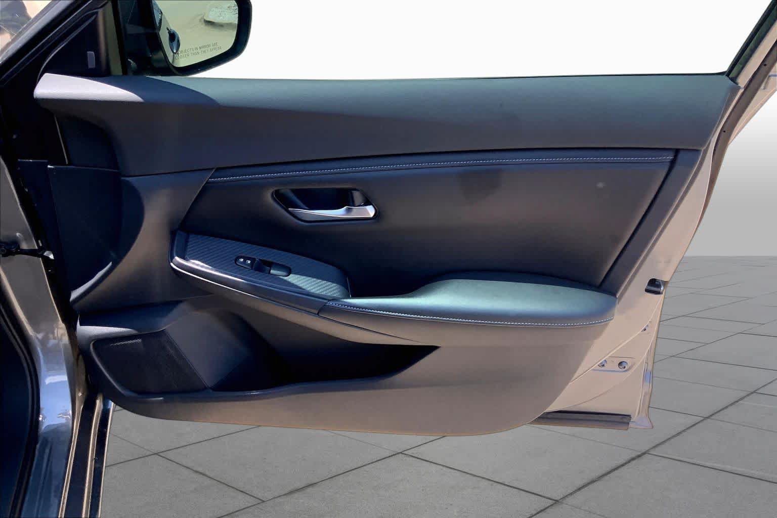Used 2020 Nissan Sentra SV FWD image 23