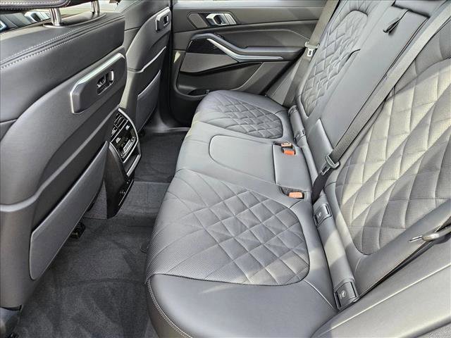 New 2026 BMW X5 sDrive40i image 14