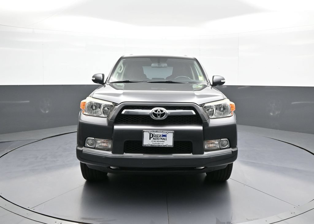 Used 2011 Toyota 4Runner SR5 w/ Premium Pkg w/Leather AWD/4WD image 2