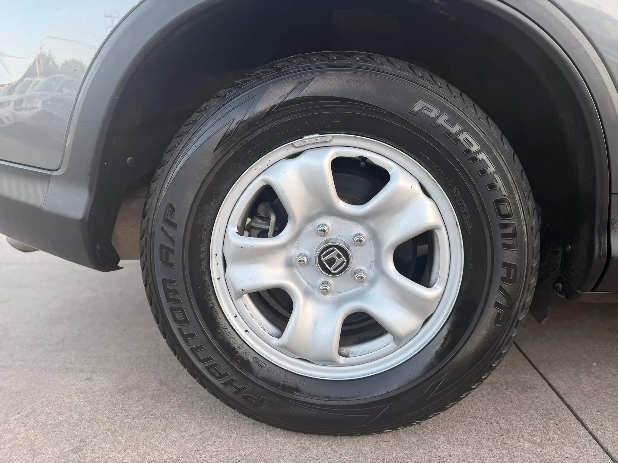 Used 2014 Honda CR-V LX image 16