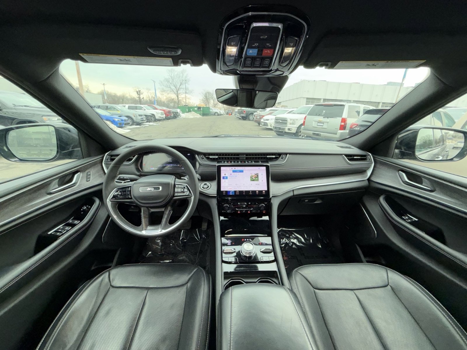 Used 2023 Jeep Grand Cherokee L Overland image 23