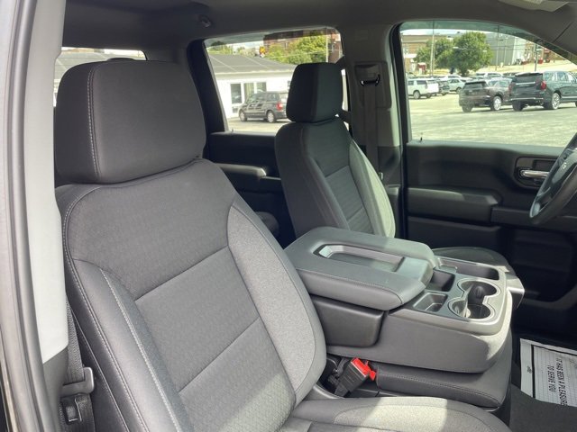 Used 2024 Chevrolet Silverado 2500 Custom w/ Custom Value Package image 34