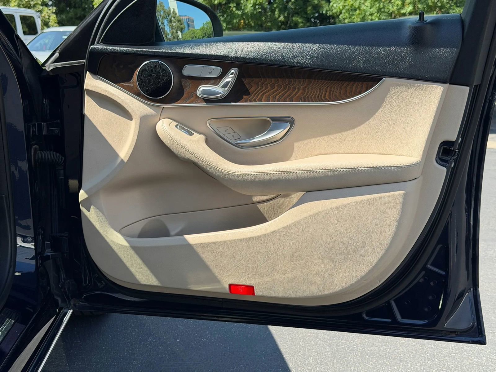 Used 2018 Mercedes-Benz C 300 Sedan w/ Premium Package image 21