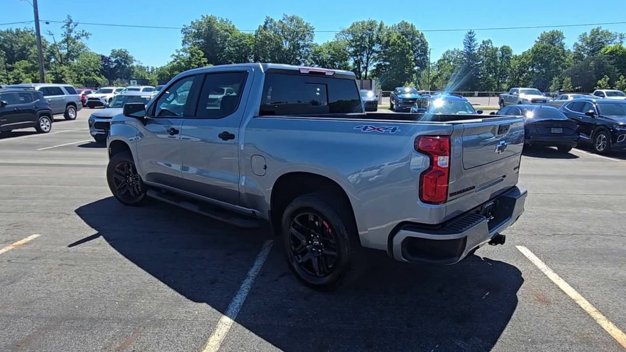 Certified 2025 Chevrolet Silverado 1500 RST w/ Redline Edition AWD/4WD image 7