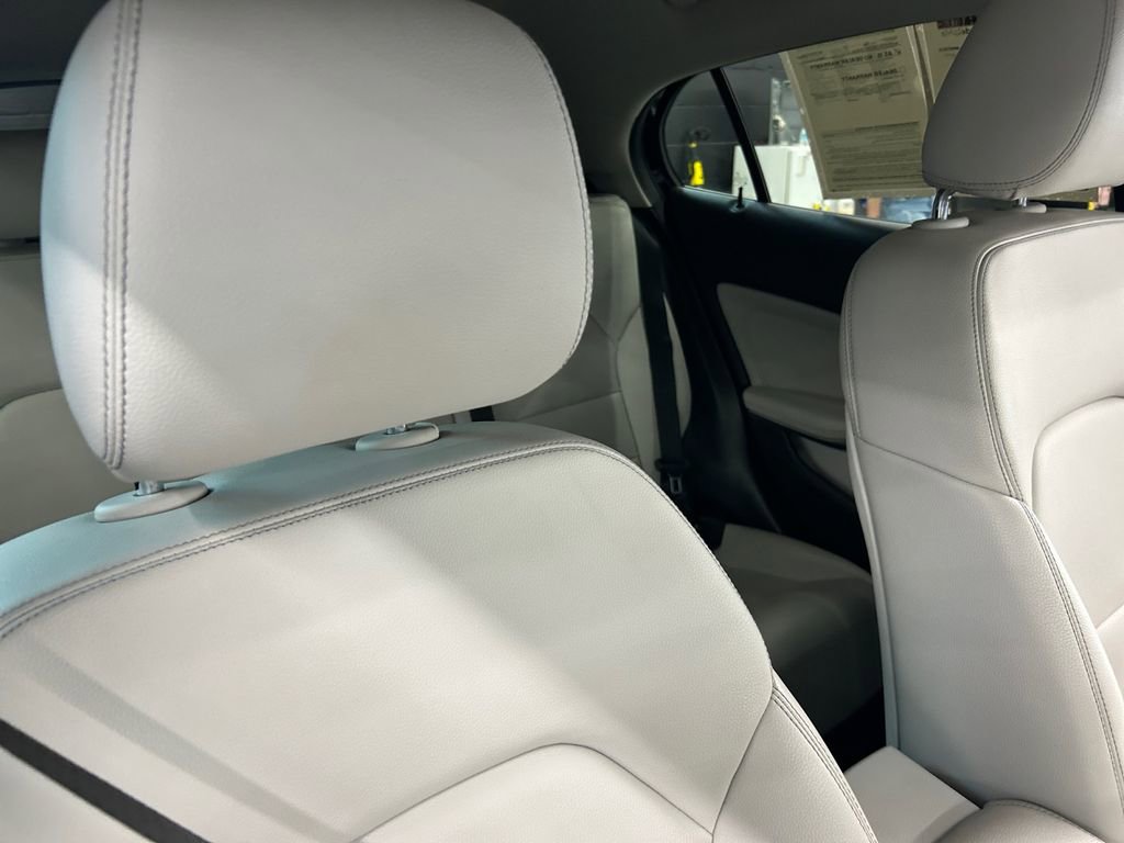 Used 2019 Mercedes-Benz GLA 250 4MATIC image 26
