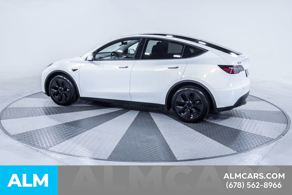 Used 2025 Tesla Model Y Long Range AWD/4WD image 5