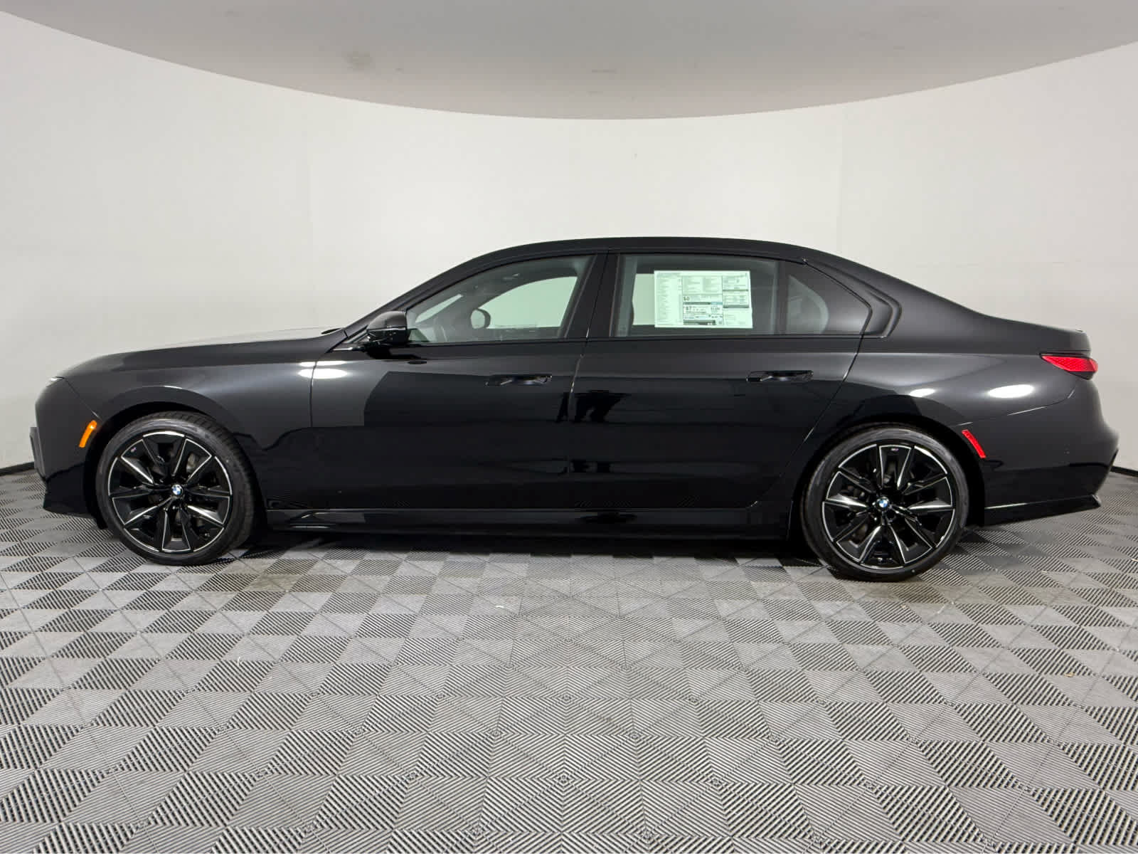 New 2026 BMW i7 xDrive60 AWD/4WD image 6