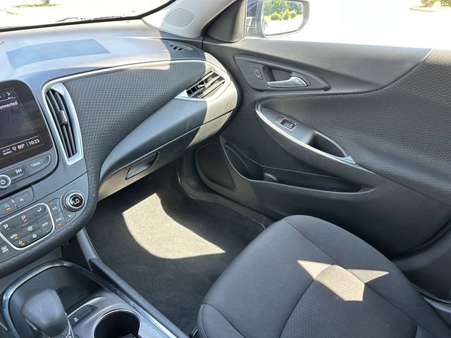 Used 2023 Chevrolet Malibu LT FWD image 28