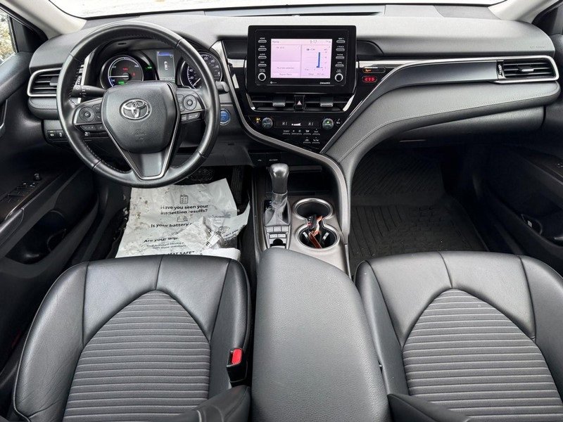 Used 2022 Toyota Camry SE image 13