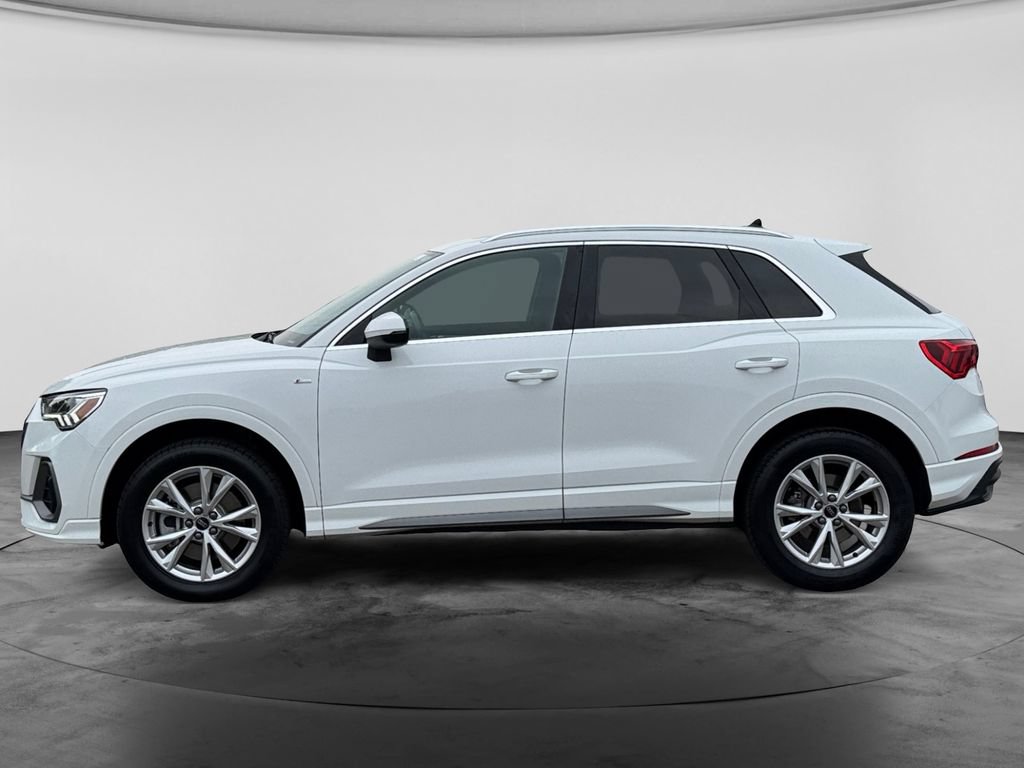 Used 2025 Audi Q3 2.0T Premium AWD/4WD image 4