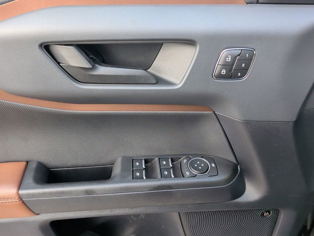 Used 2023 Ford Bronco Sport Outer Banks w/ Tech Package image 12