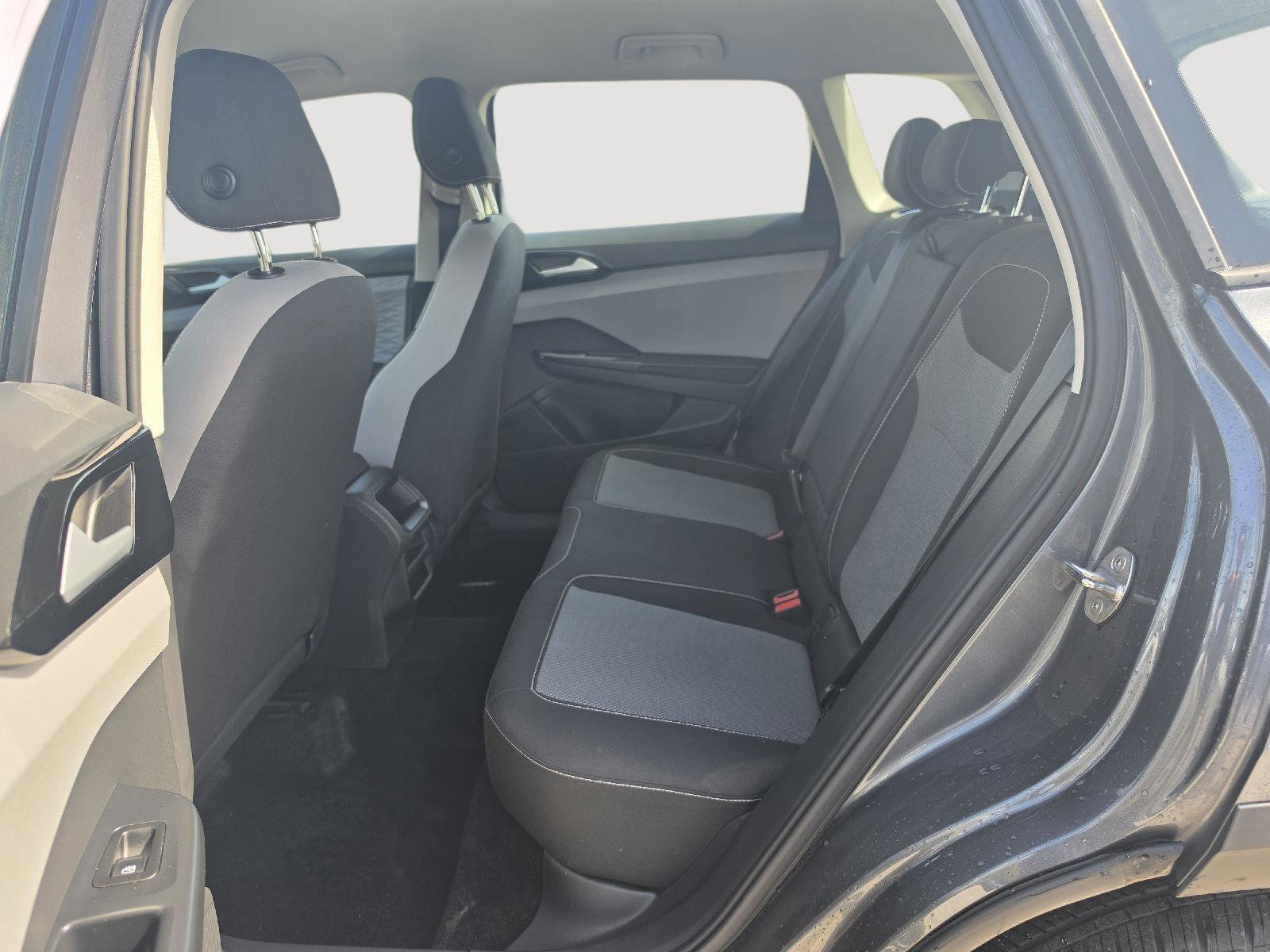 Certified 2024 Volkswagen Taos S AWD/4WD image 5