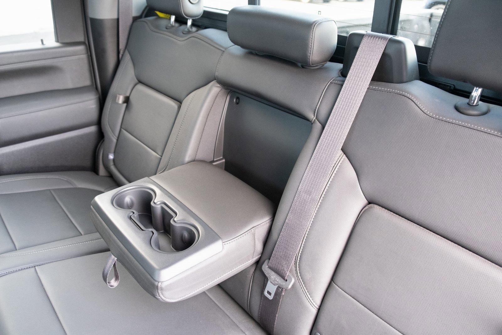 Used 2021 GMC Sierra 3500 SLT w/ SLT Premium Package image 21