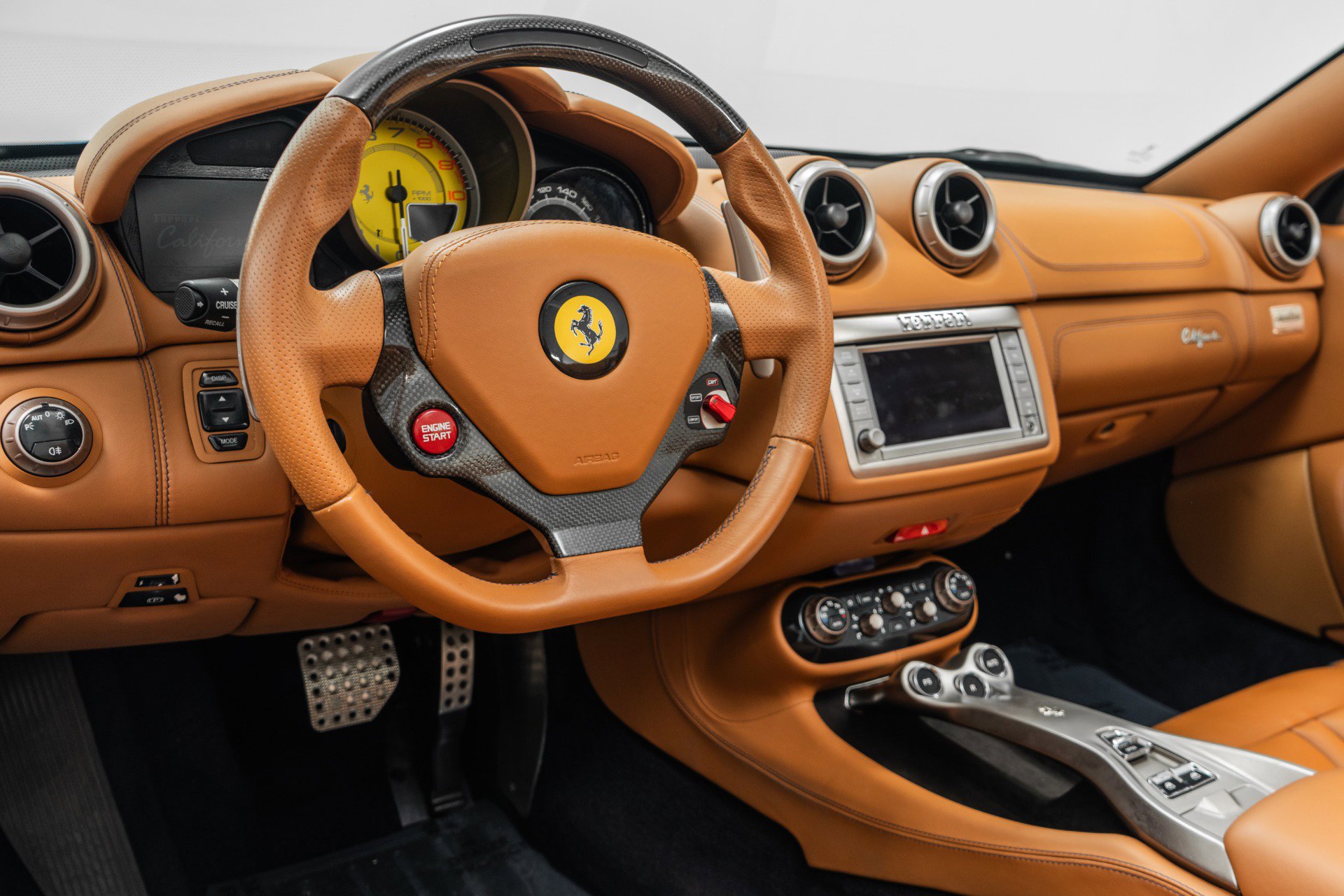 Used 2010 Ferrari California image 13