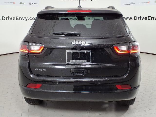 Used 2024 Jeep Compass Limited w/ High Altitude Package AWD/4WD image 5
