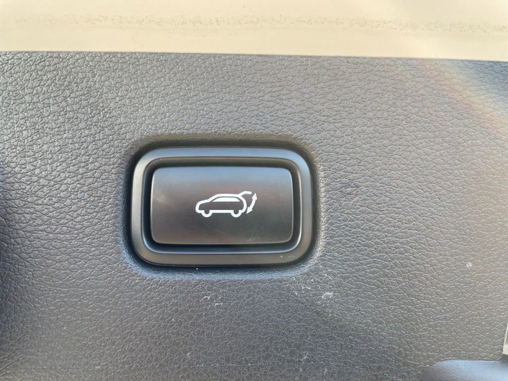 Used 2026 Kia Sportage X-Line w/ X-Line Premium Package image 8