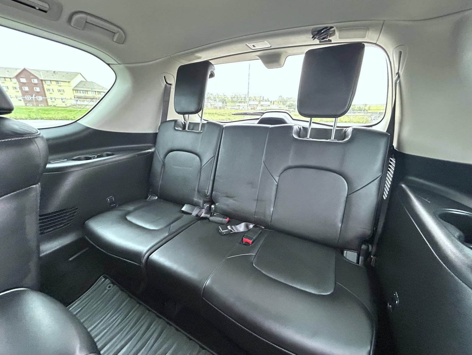 Used 2023 INFINITI QX80 Luxe w/ Cargo Package AWD/4WD image 22