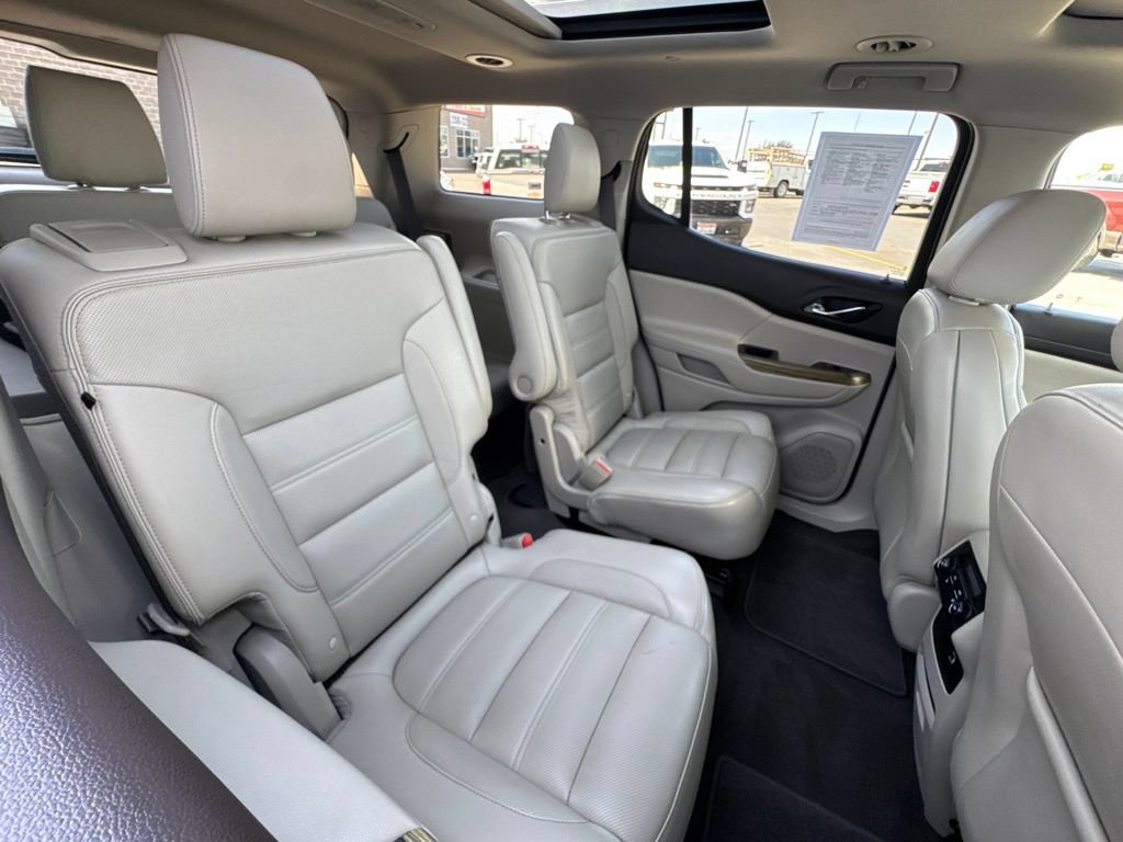 Used 2019 GMC Acadia Denali w/ Technology Package AWD/4WD image 40