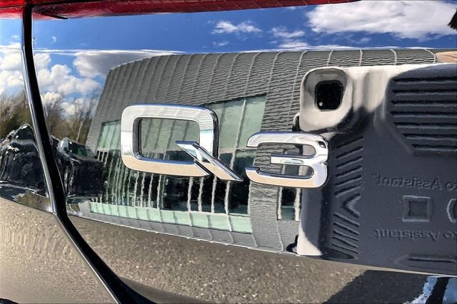 Used 2025 Audi Q3 2.0T Premium w/ Convenience Package image 24