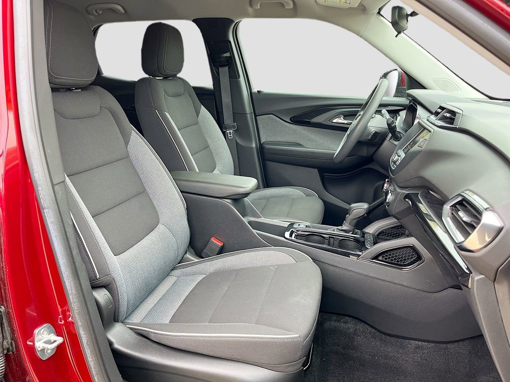 Used 2023 Chevrolet TrailBlazer LT image 31