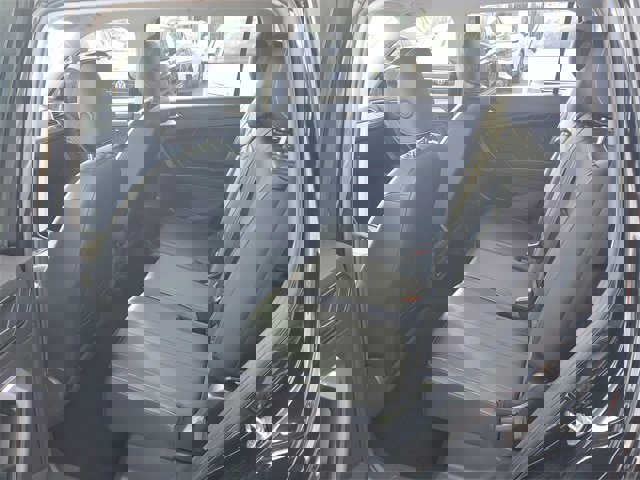 Certified 2022 Volkswagen Tiguan SE image 11