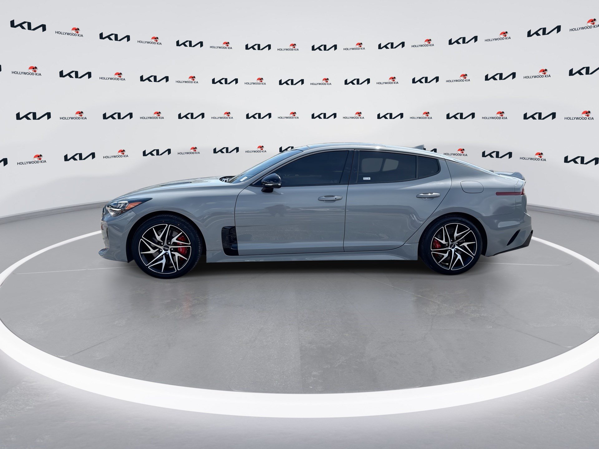 Used 2023 Kia Stinger GT-Line w/ Sun & Sound Package RWD image 5
