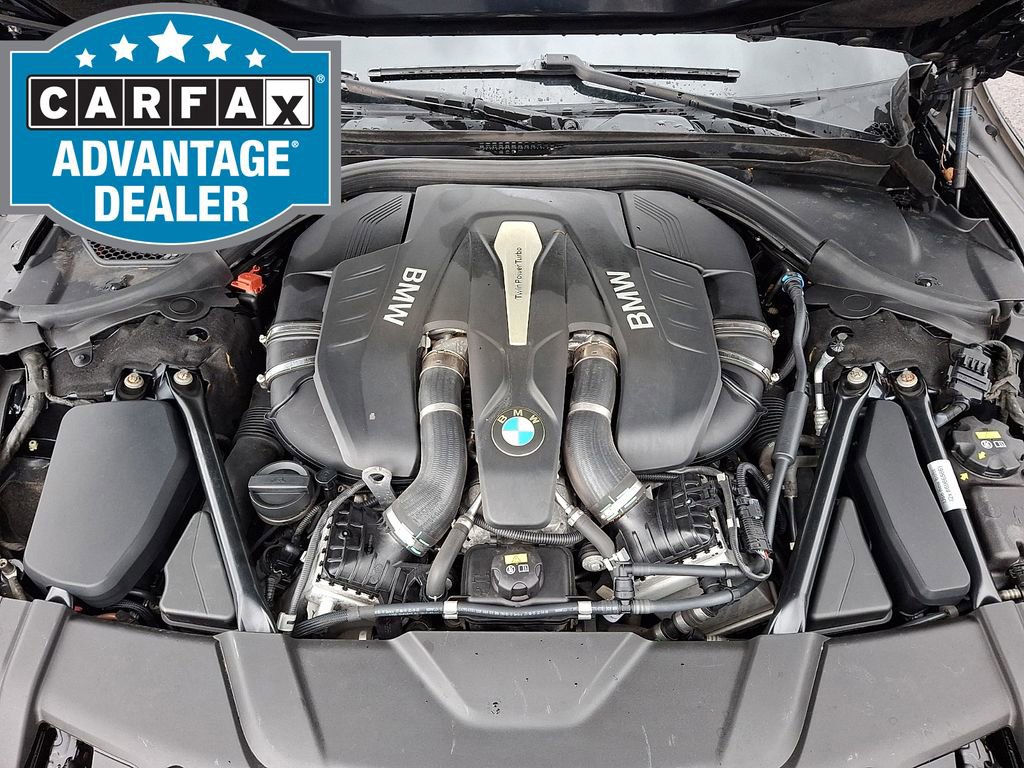 Used 2016 BMW 750i xDrive image 36