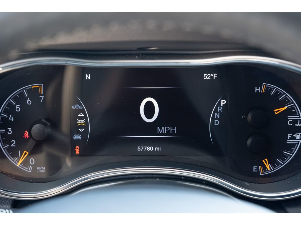 Used 2021 Jeep Grand Cherokee Laredo X image 20