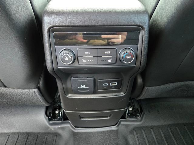 Used 2023 GMC Acadia SLT w/ Preferred Package image 14
