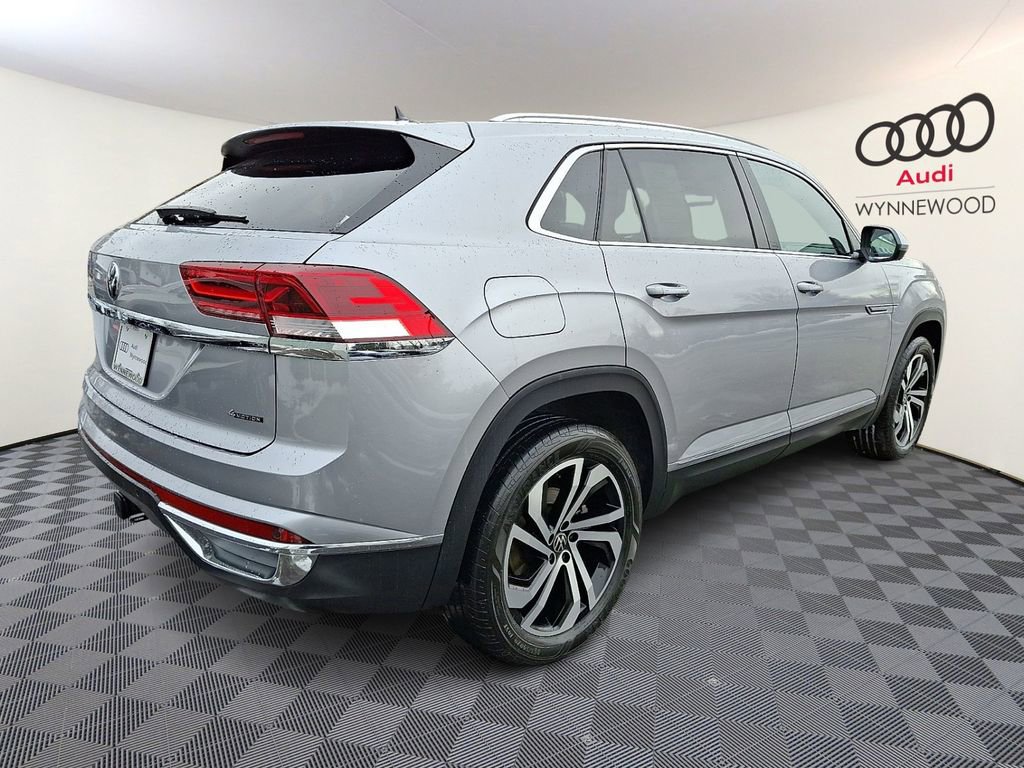 Used 2023 Volkswagen Atlas Cross Sport SEL image 6