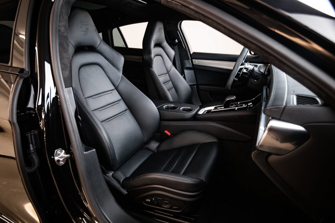 Certified 2023 Porsche Panamera GTS AWD/4WD image 29