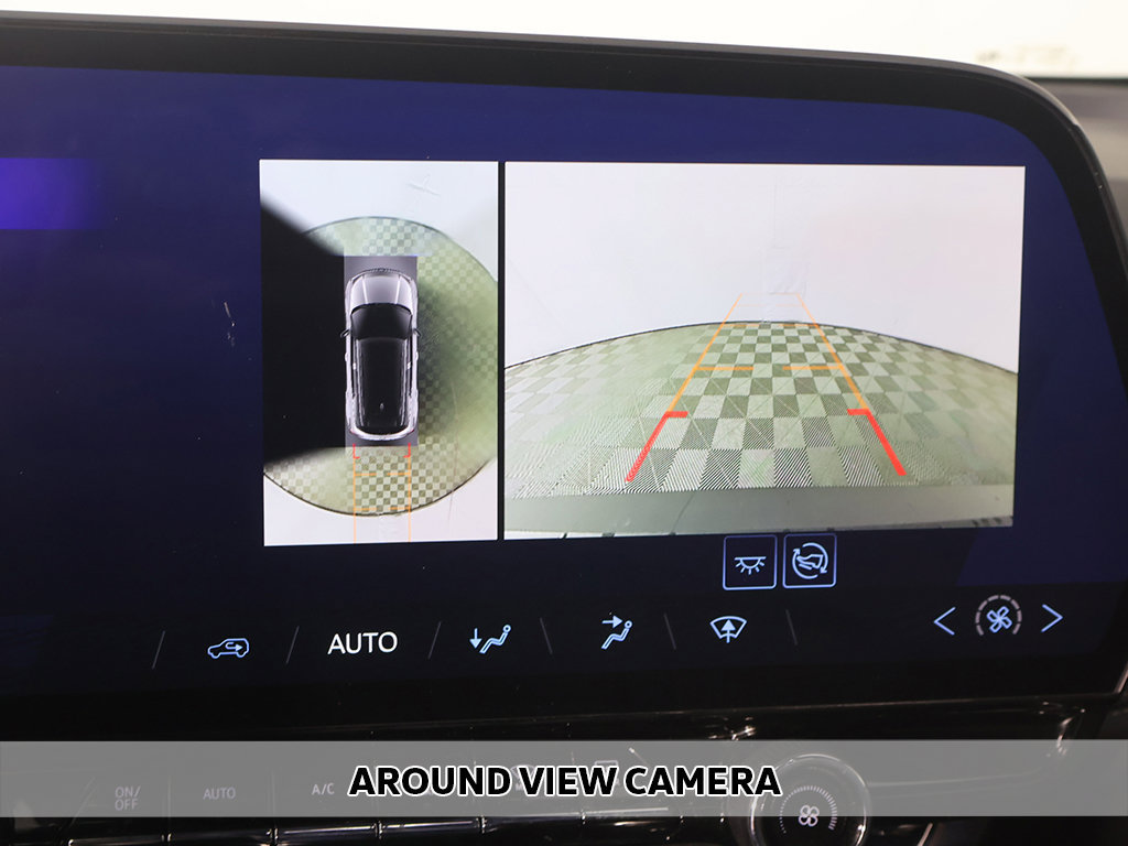 Used 2025 Chevrolet Blazer EV LT AWD/4WD image 6