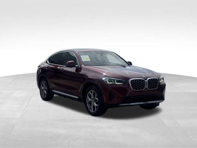 Used 2025 BMW X4 xDrive30i AWD/4WD image 11
