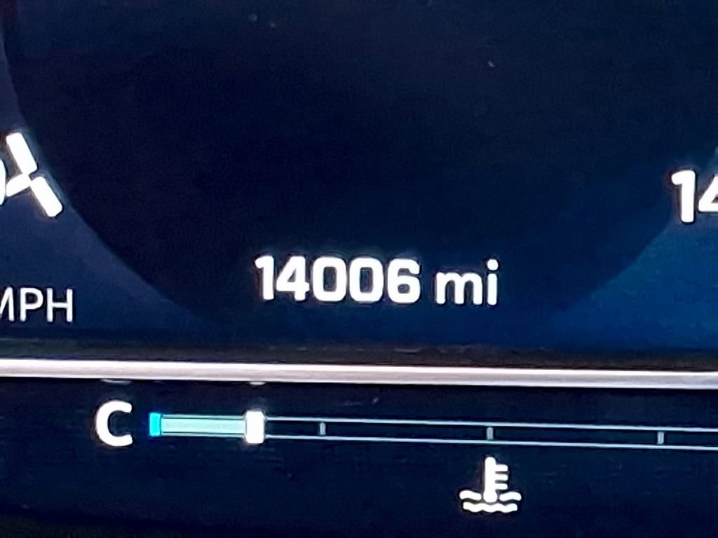 Used 2023 Chevrolet Tahoe Premier image 20