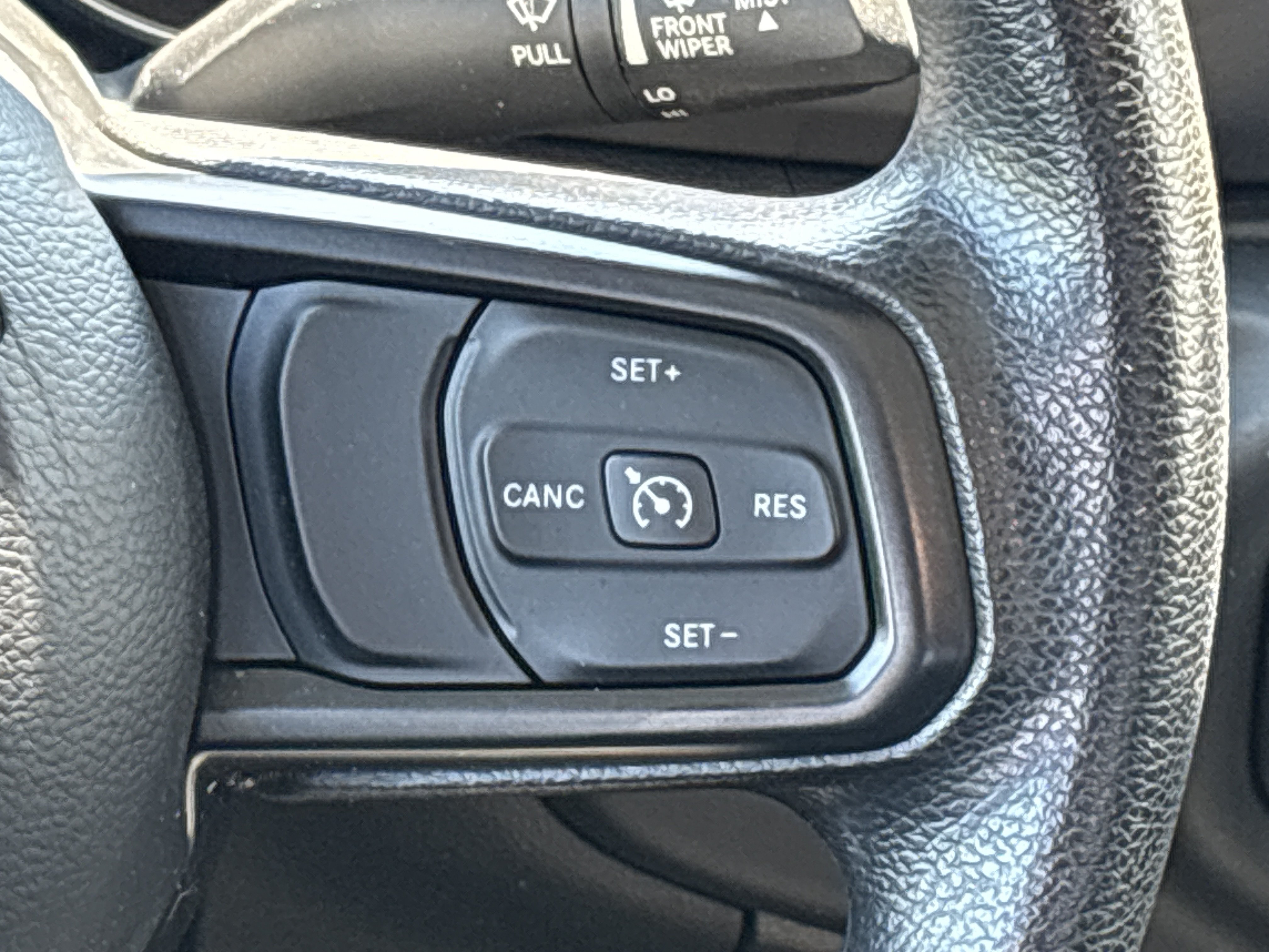 Used 2021 Jeep Gladiator Sport AWD/4WD image 23