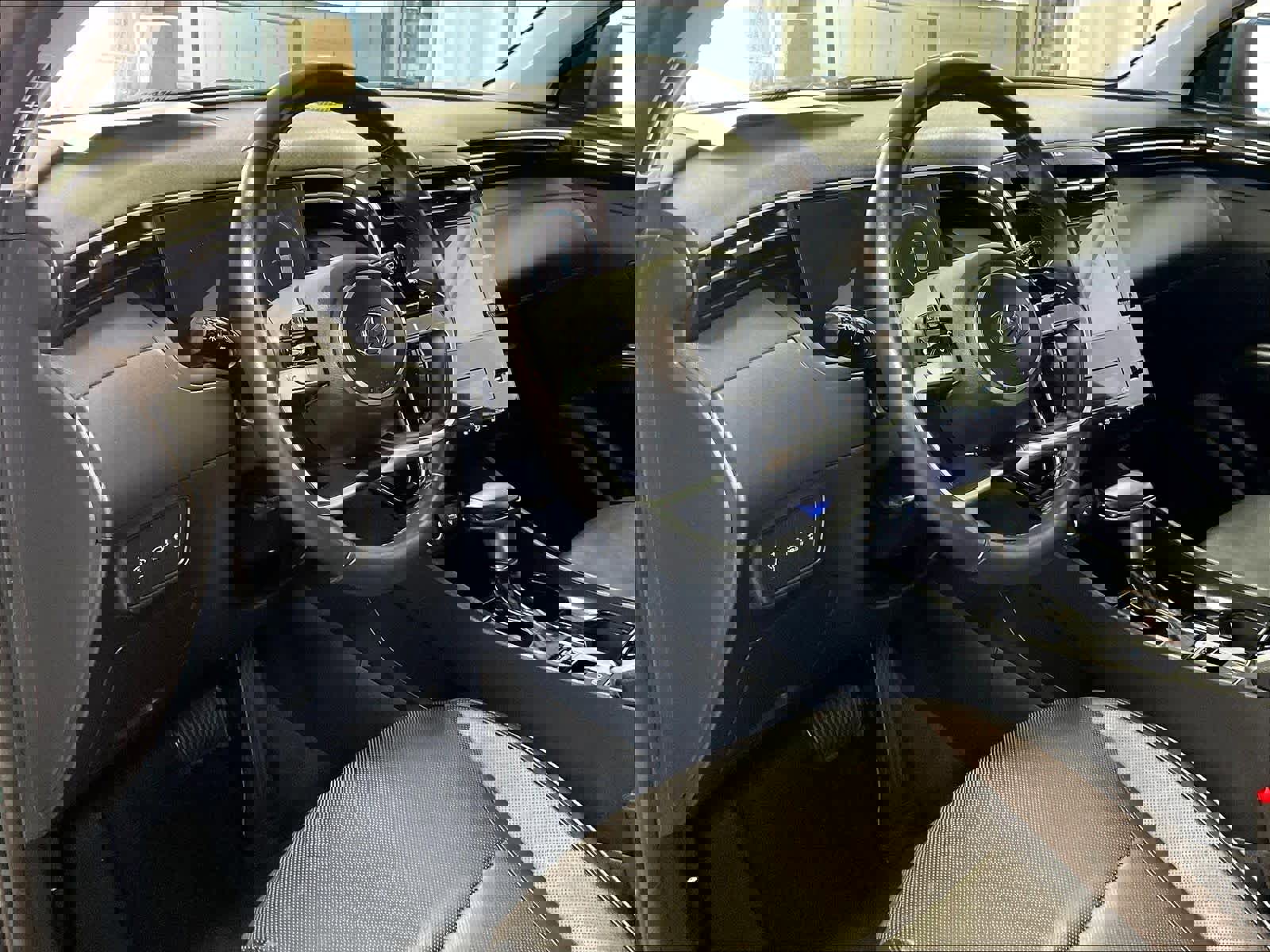 Used 2022 Hyundai Tucson SEL w/ Convenience + Premium Package AWD/4WD image 8