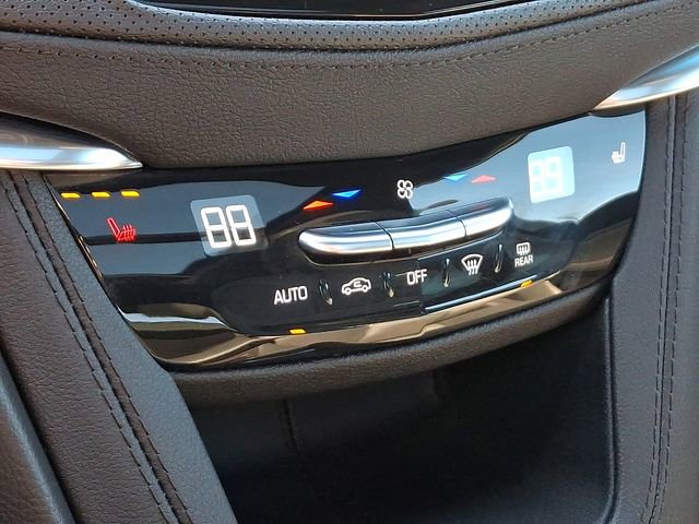 Used 2024 Cadillac XT5 Premium Luxury w/ LPO, Floor Liner Package image 15