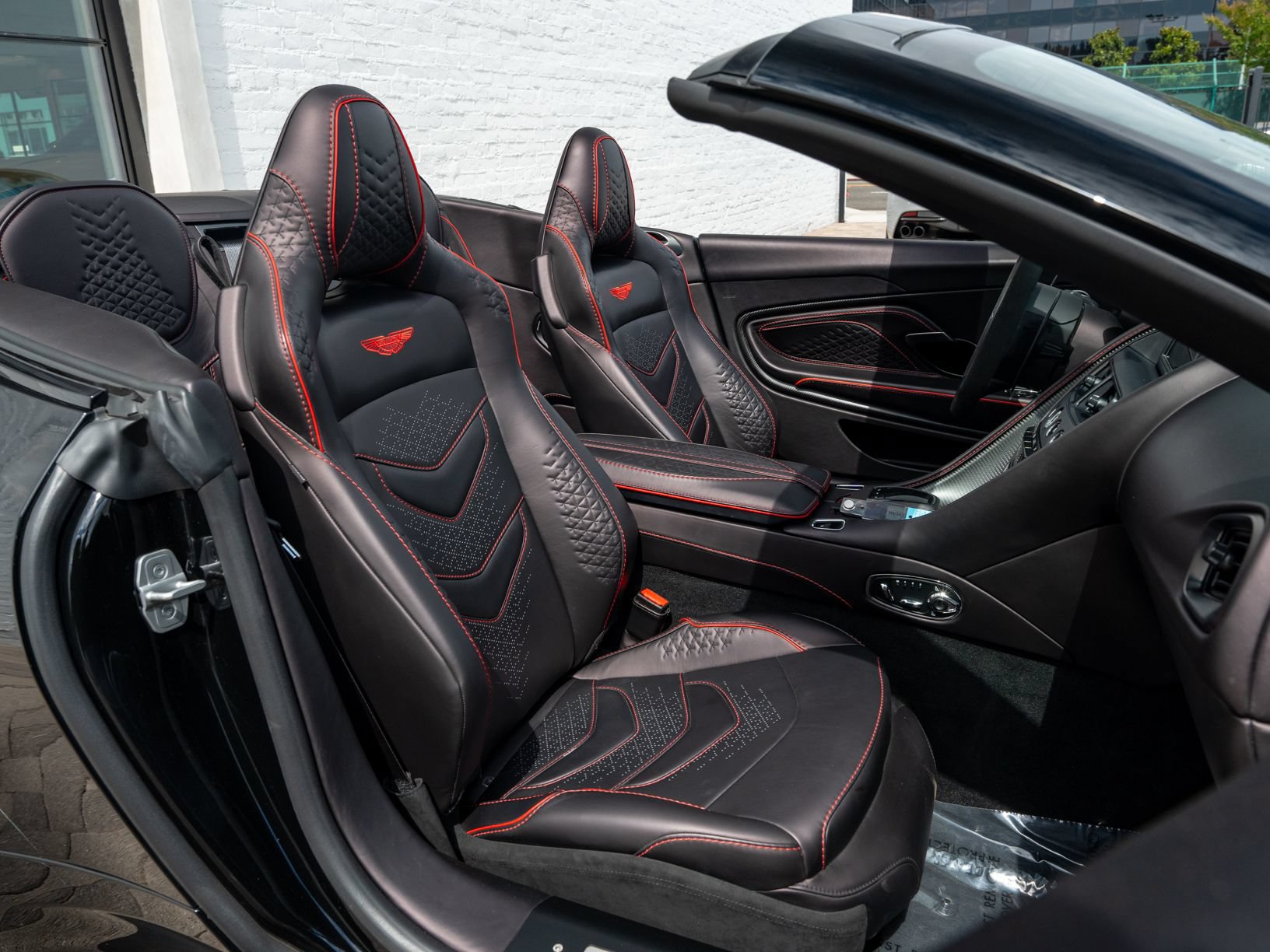 Used 2023 Aston Martin DBS Superleggera Volante RWD image 12