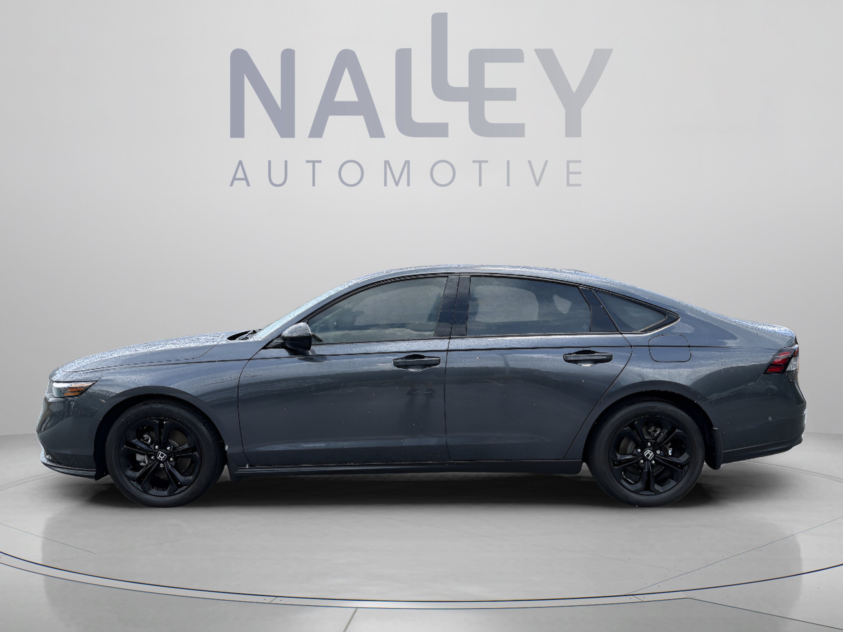 Used 2025 Honda Accord SE image 2