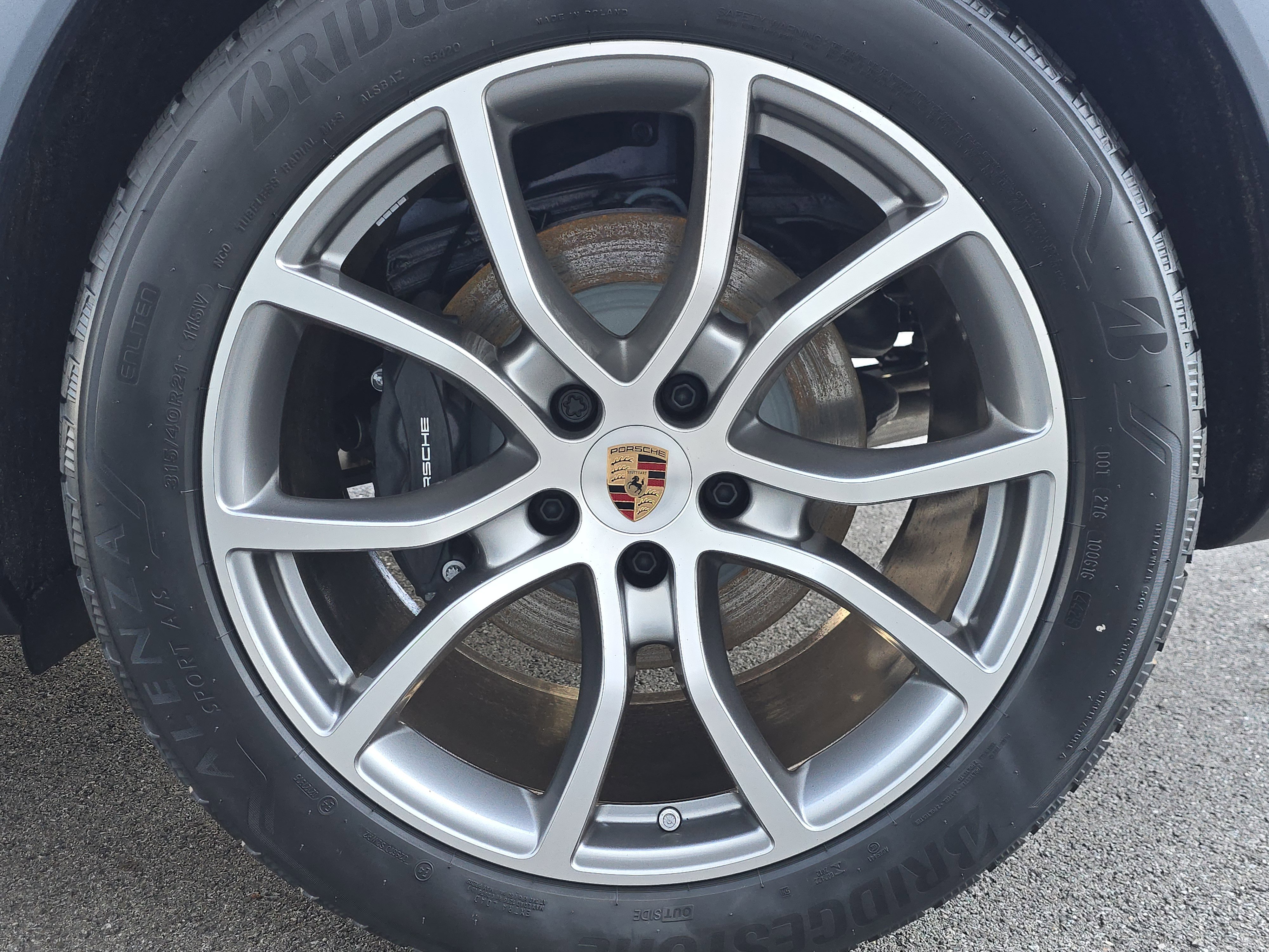 New 2026 Porsche Cayenne image 29