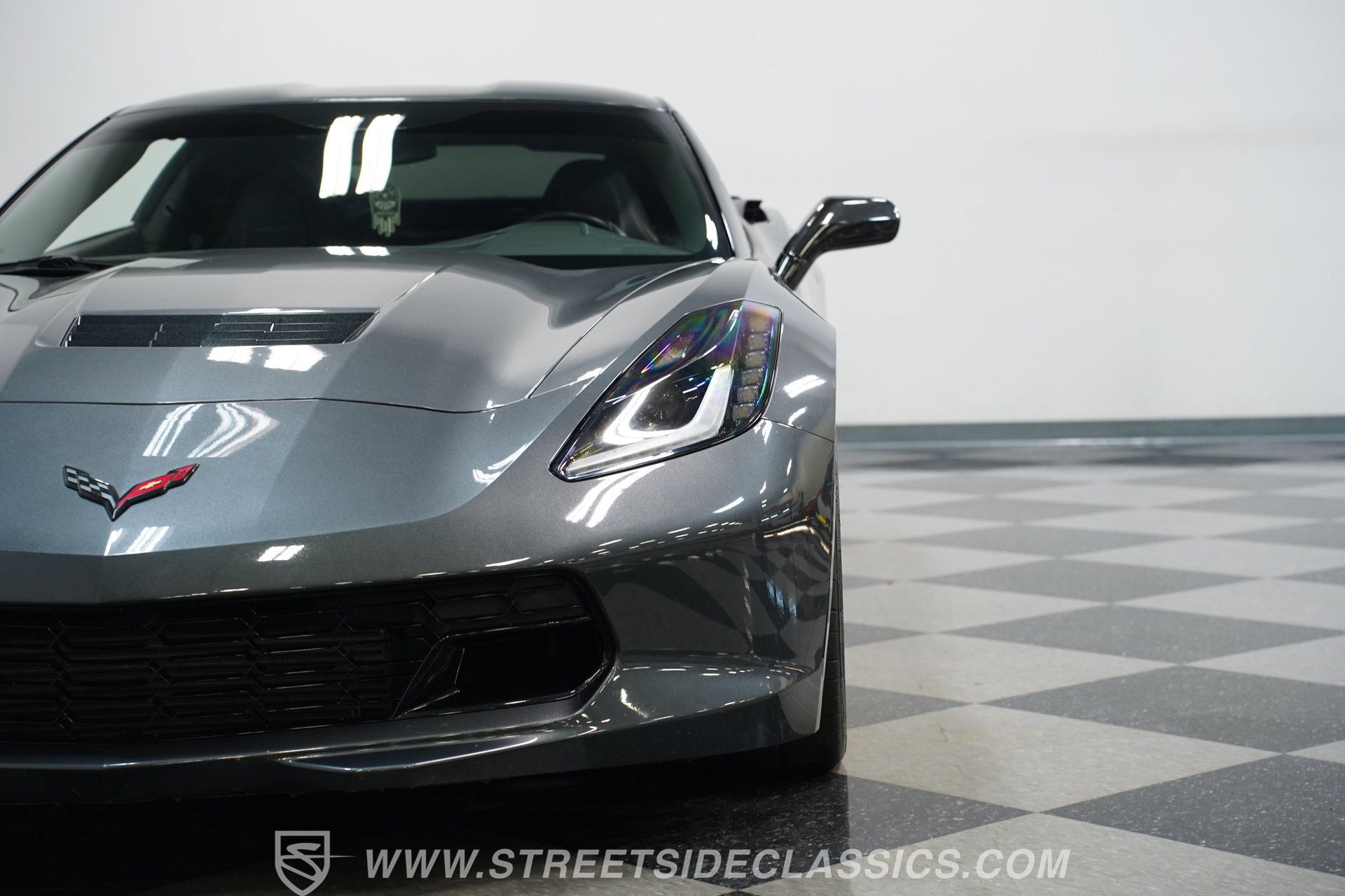 Used 2017 Chevrolet Corvette Stingray Coupe w/ Carbon Flash Badge Package image 19