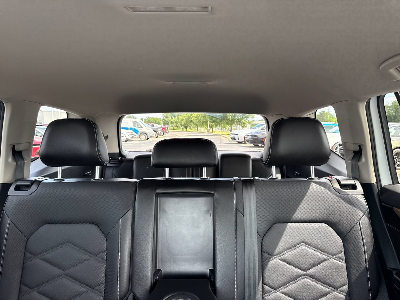 Used 2024 Volkswagen Atlas SE AWD/4WD image 26