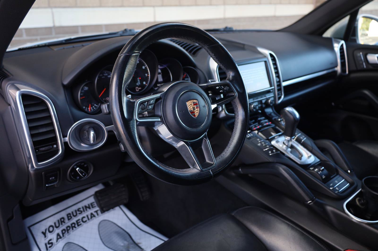 Used 2016 Porsche Cayenne AWD/4WD image 14