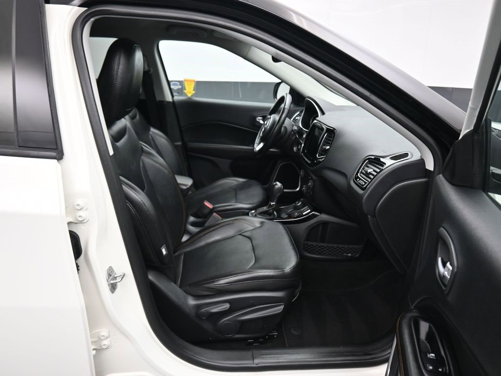 Used 2020 Jeep Compass Limited image 37